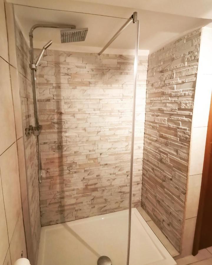 Dale Rooms Nápoly Kültér fotó