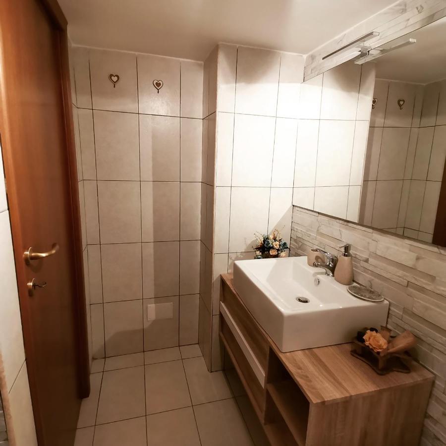 Dale Rooms Nápoly Kültér fotó